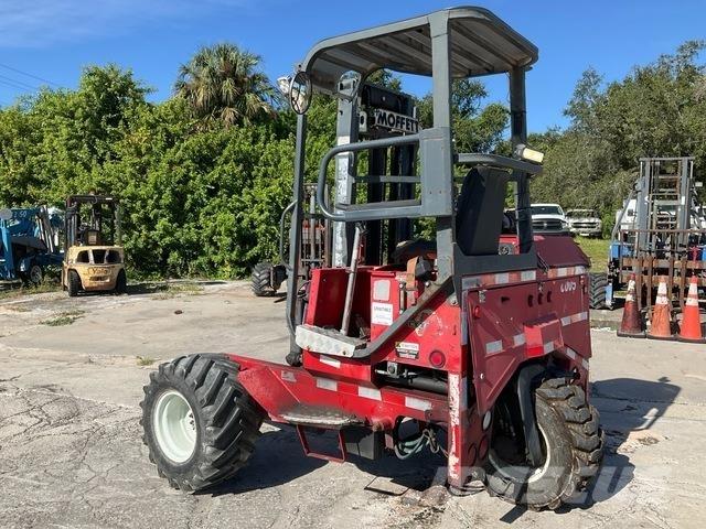 Moffett M5500 Meeneemheftrucks