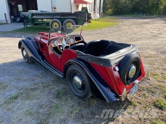 Morgan Plus 4 Auto's