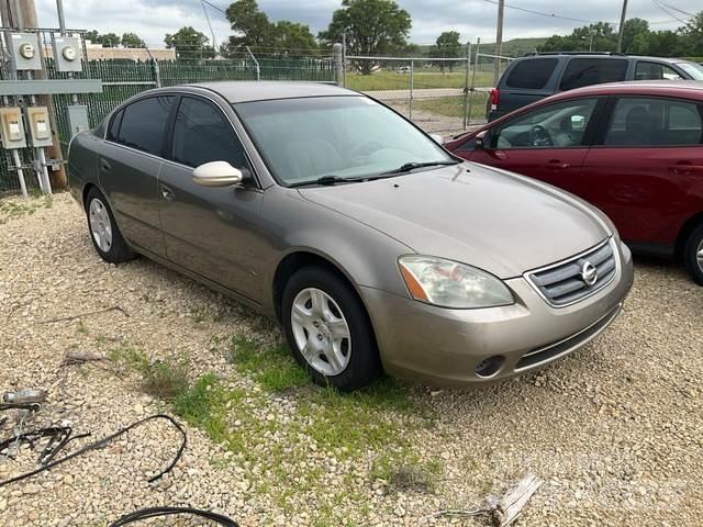 Nissan Altima Auto's