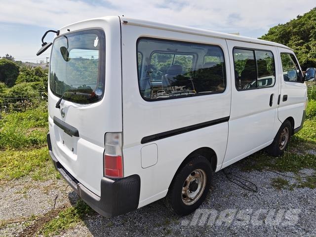 Nissan Caravan Minibussen