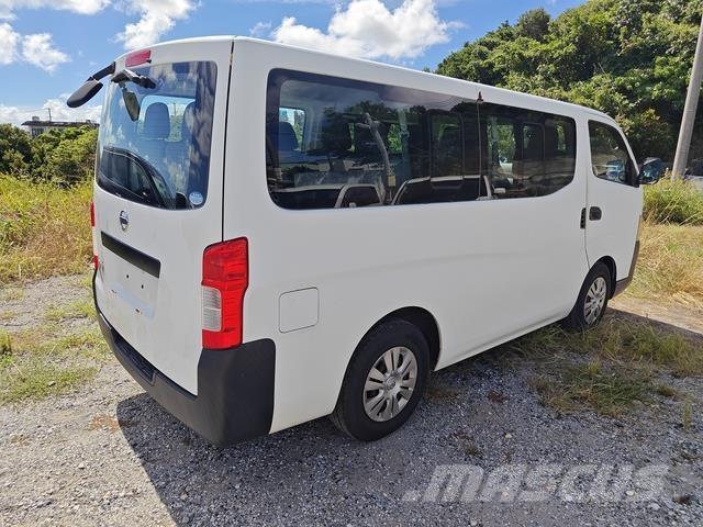 Nissan Caravan Minibussen