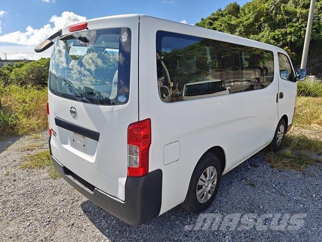 Nissan Caravan Minibussen