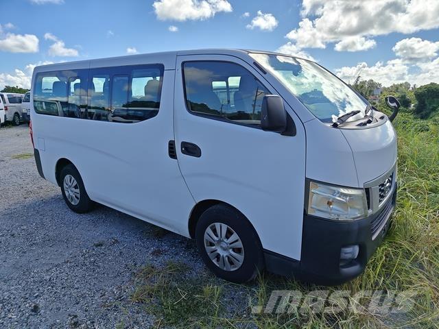 Nissan Caravan Minibussen