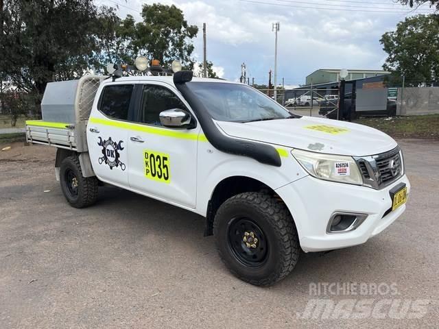 Nissan Navara Bestelwagens met open laadbak