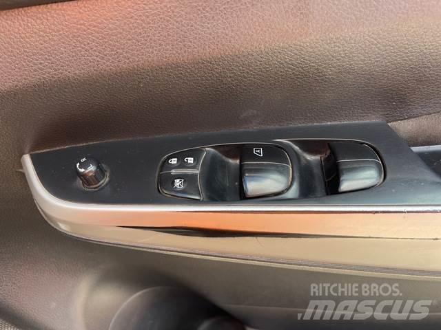 Nissan Navara Bestelwagens met open laadbak