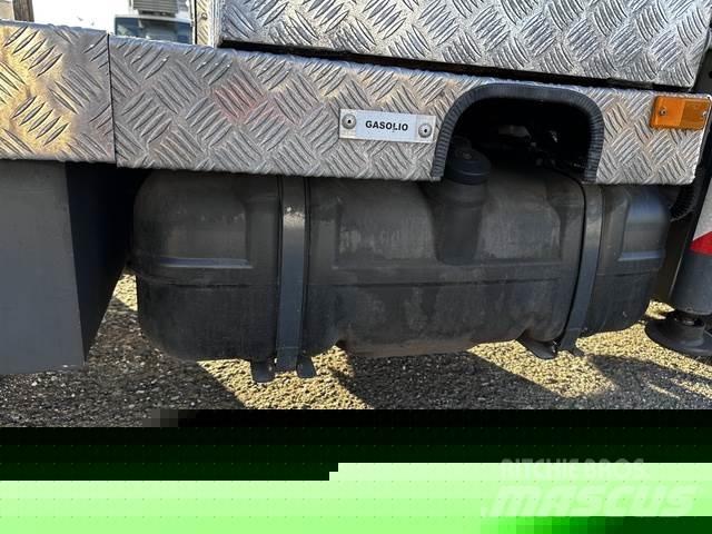 Nissan NT400 Auto hoogwerkers