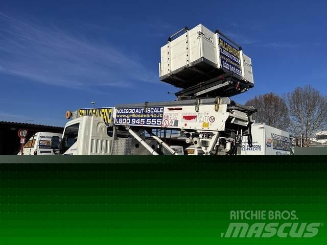 Nissan NT400 Auto hoogwerkers