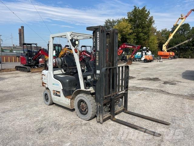 Nissan PF50 Heftrucks overige