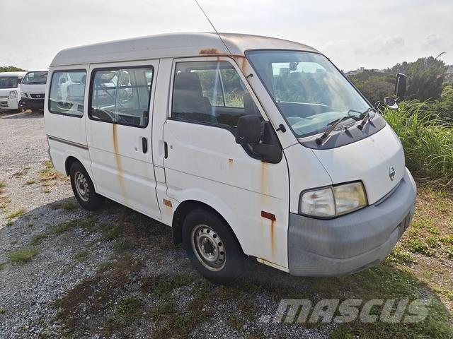 Nissan VANETTE Minibussen