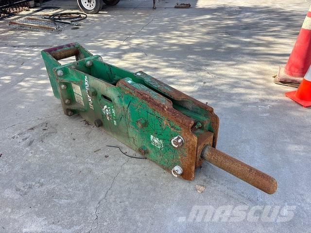 Okada ORV1300 Hamers en brekers