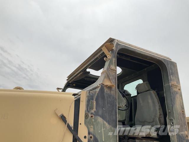 Oshkosh MTVR Bakwagens met gesloten opbouw