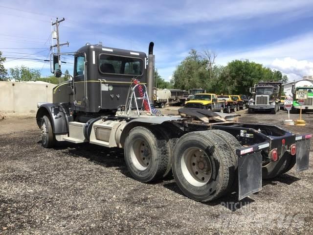 Peterbilt  Trekkers