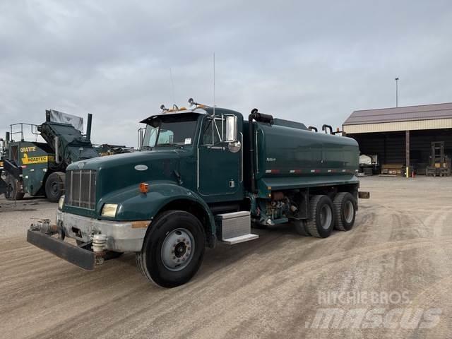 Peterbilt 330 Water tankwagens