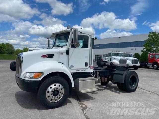 Peterbilt 337 Trekkers