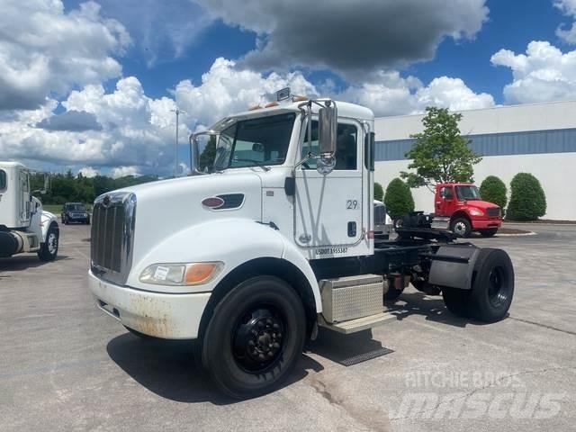 Peterbilt 337 Trekkers