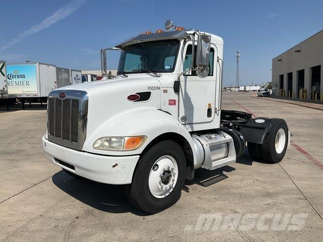Peterbilt 337 Trekkers