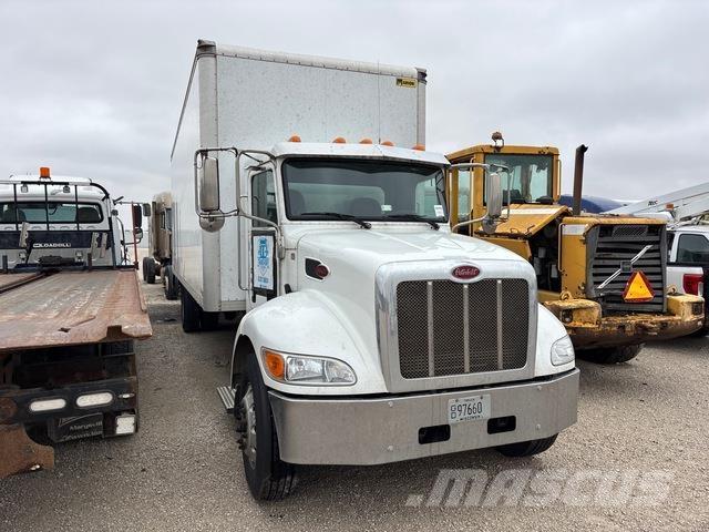 Peterbilt 337 Bakwagens met gesloten opbouw