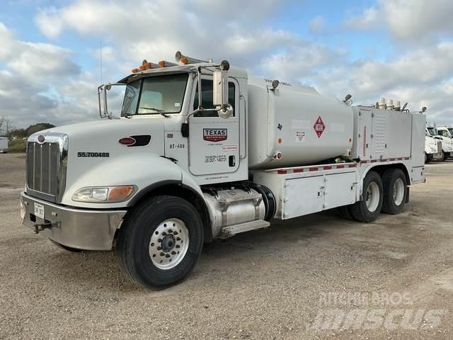 Peterbilt 348 Tankwagen