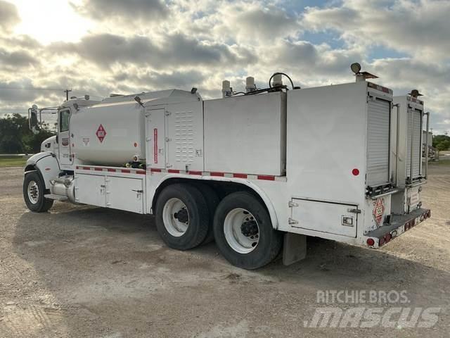 Peterbilt 348 Tankwagen