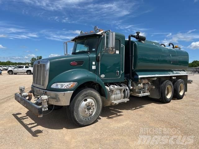 Peterbilt 348 Water tankwagens