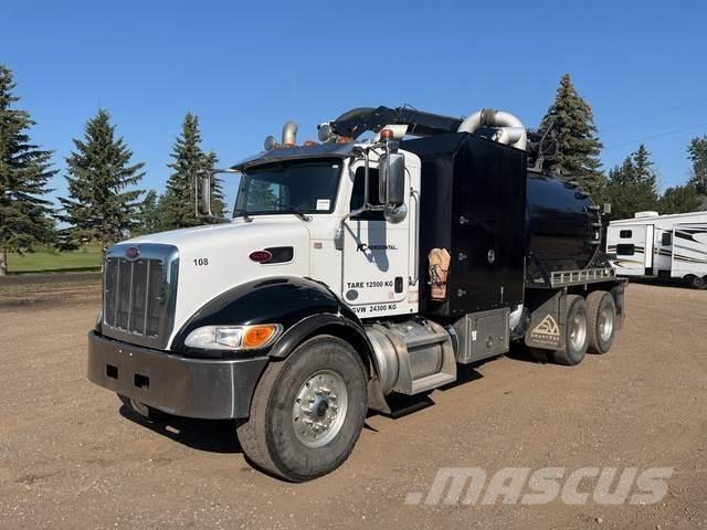 Peterbilt 348 Rupsgraafmachines