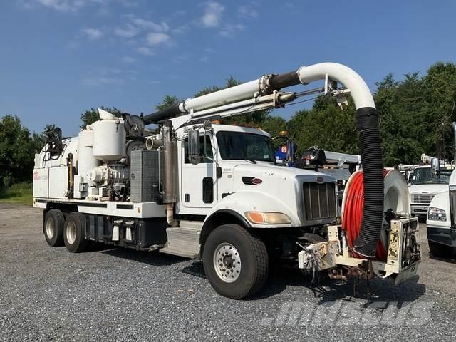Peterbilt 348 Rupsgraafmachines