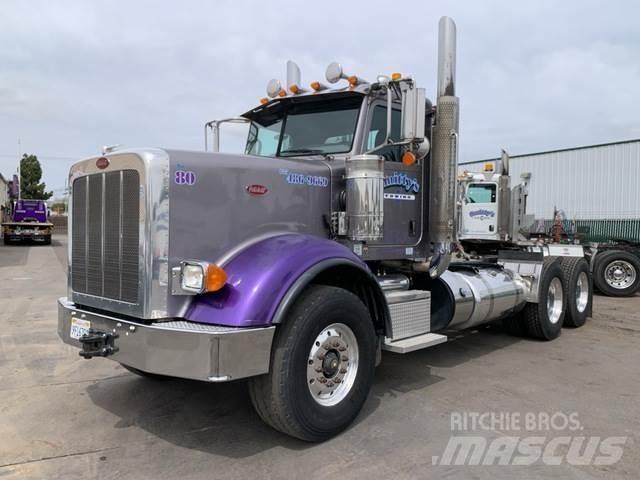 Peterbilt 367 Trekkers