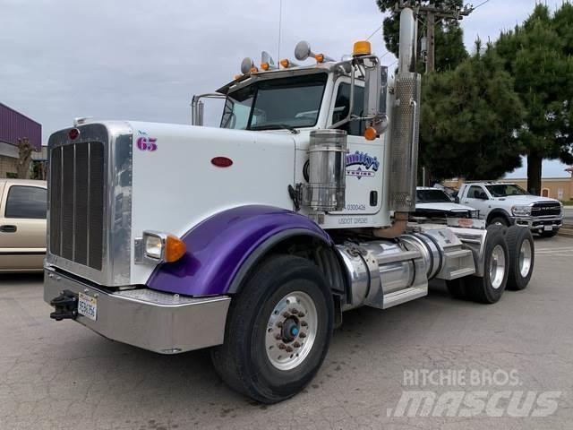 Peterbilt 367 Trekkers