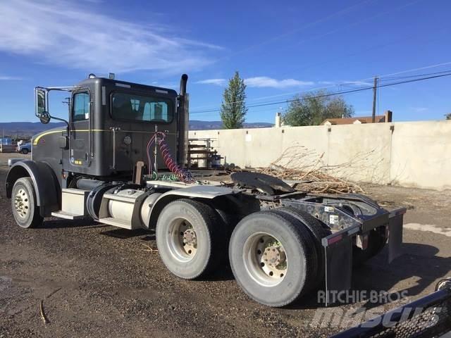 Peterbilt 367 Trekkers
