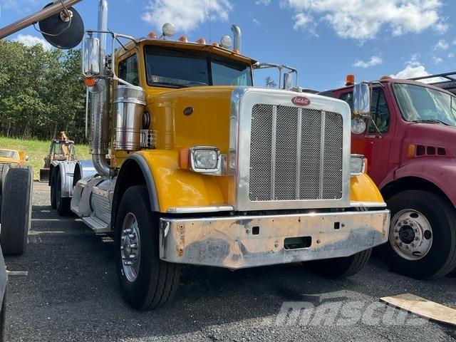 Peterbilt 367 Trekkers