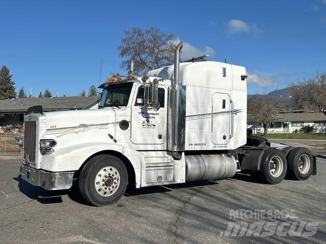 Peterbilt 377 Trekkers