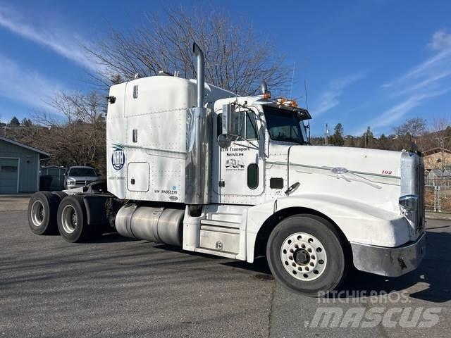 Peterbilt 377 Trekkers