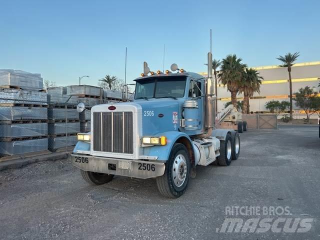 Peterbilt 378 Trekkers