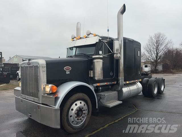 Peterbilt 378 Trekkers