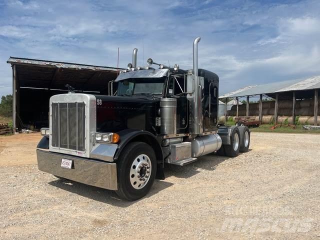 Peterbilt 379 Trekkers
