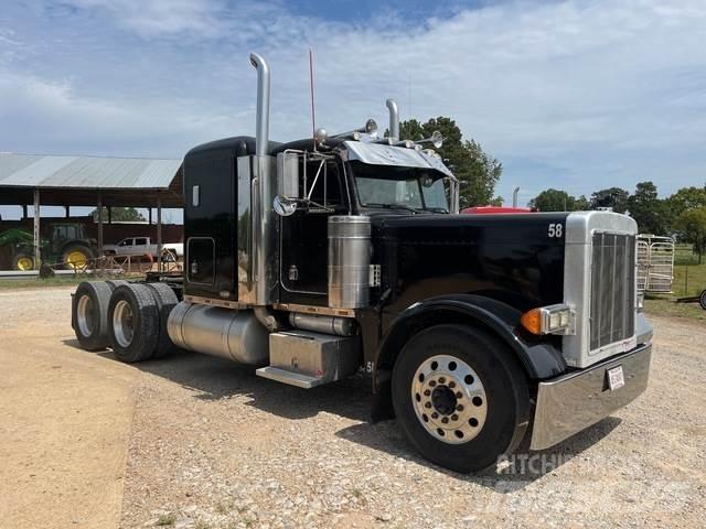 Peterbilt 379 Trekkers