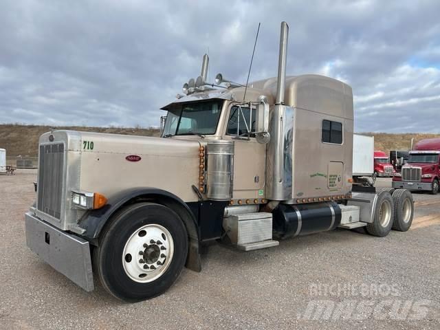 Peterbilt 379 Trekkers