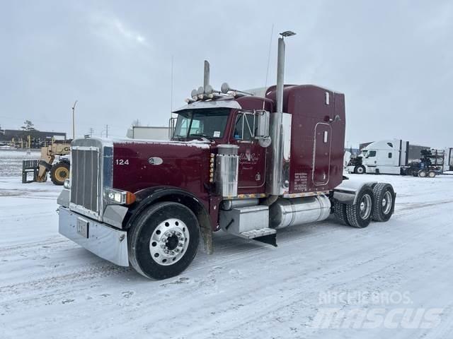 Peterbilt 379 Trekkers