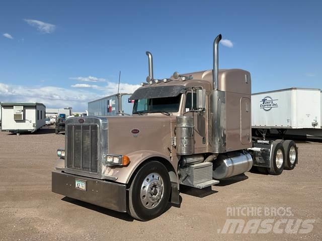 Peterbilt 379 Trekkers