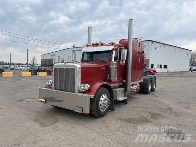 Peterbilt 379 Trekkers