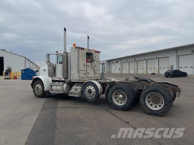 Peterbilt 379 Trekkers
