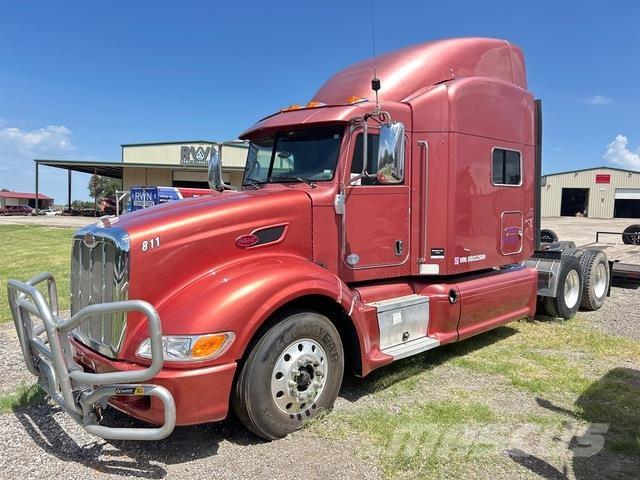Peterbilt 386 Trekkers