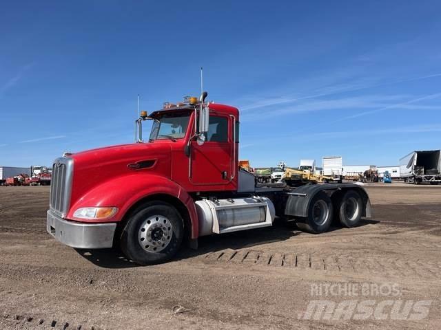 Peterbilt 386 Trekkers