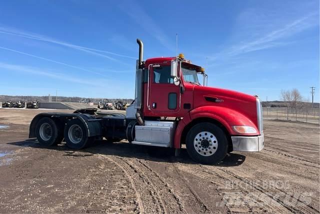 Peterbilt 386 Trekkers