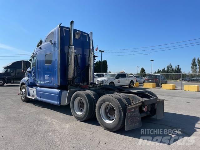 Peterbilt 387 Trekkers