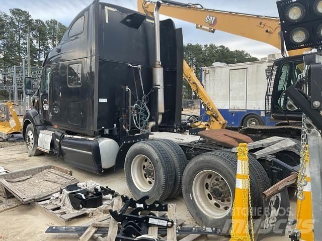 Peterbilt 387 Trekkers