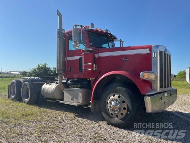 Peterbilt 388 Trekkers