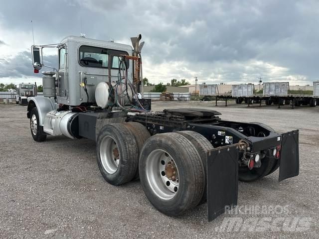 Peterbilt 388 Trekkers