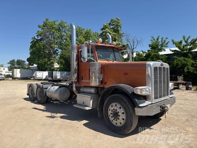 Peterbilt 388 Trekkers