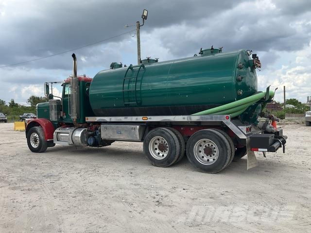 Peterbilt 388 Kolkenzuigers